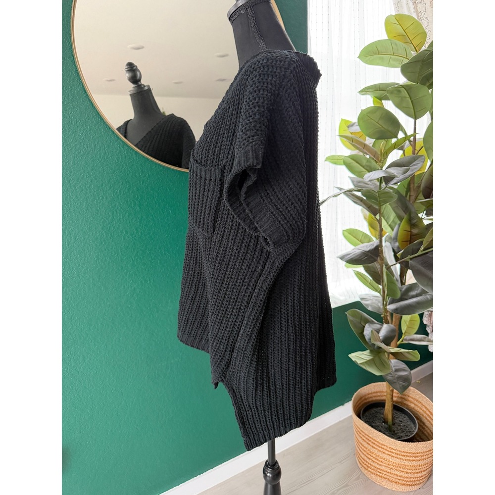 POL Black Chenille Oversized V Neck Short Sleeve Sweater Size M‎ Boho Minimalist - Picture 3 of 9